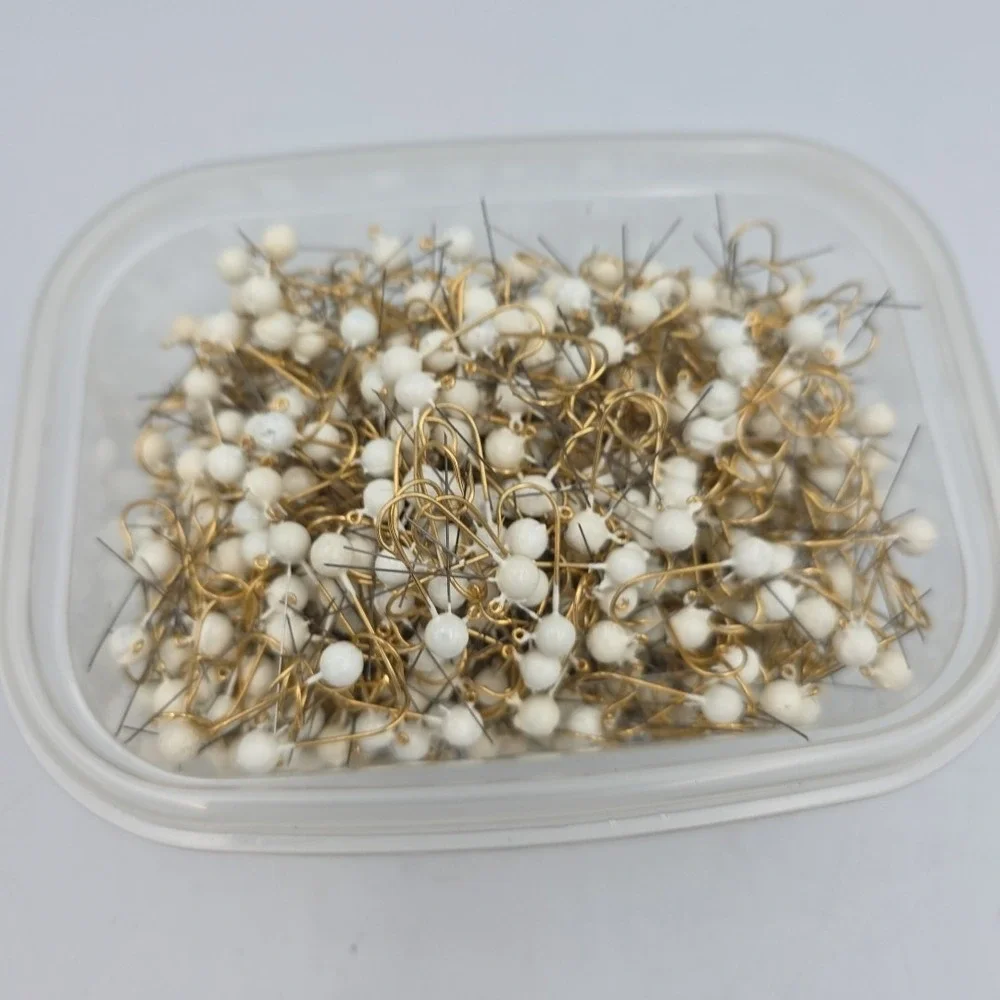 3 lbs Of Jig Heads White #4? Gold Weedless Hooks
